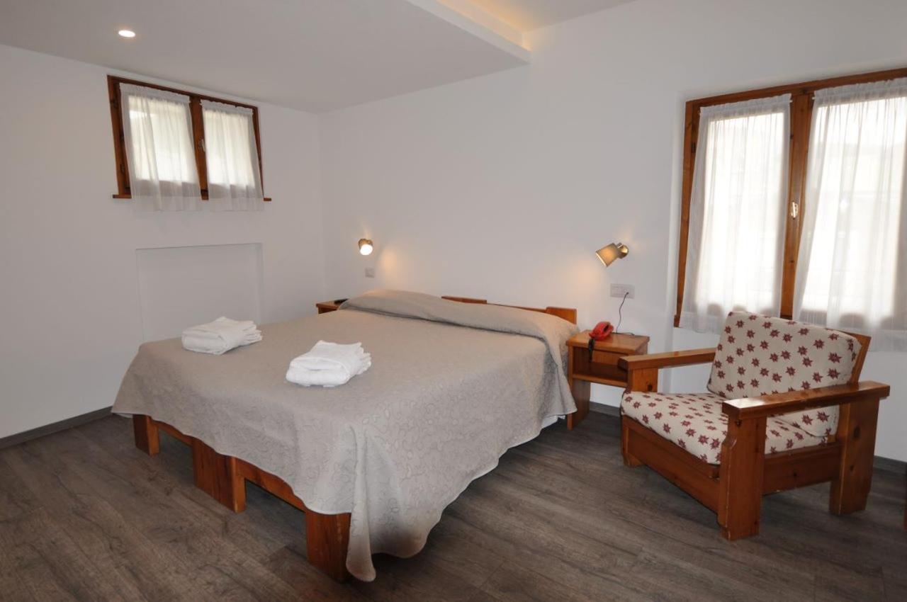 Meublé Albergo Dante Bormio Exterior foto