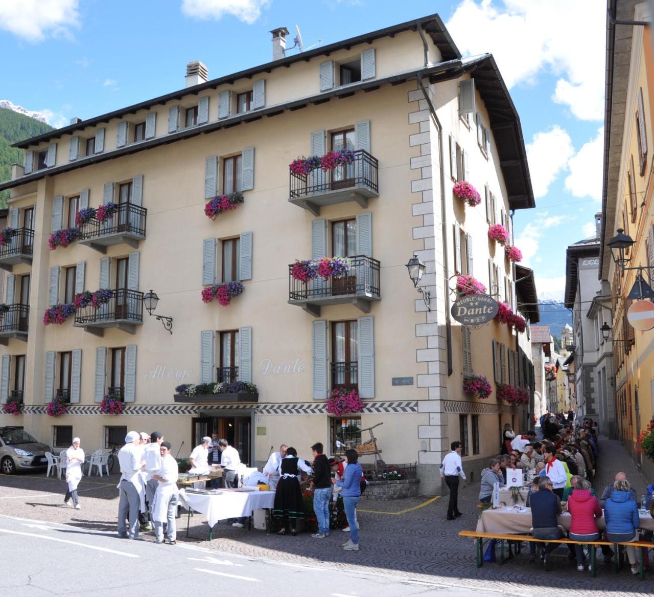 Meublé Albergo Dante Bormio Exterior foto