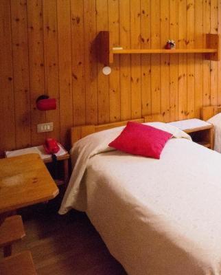 Meublé Albergo Dante Bormio Exterior foto